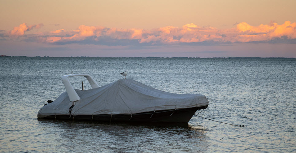 Custom vs. Universal Boat Covers: Which Is Right for You?